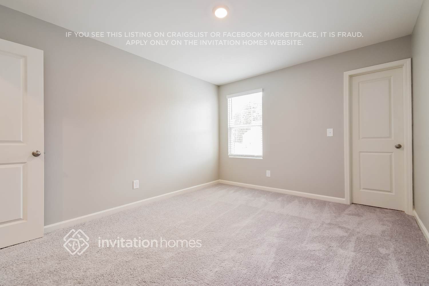 Building Photo - 386 Cottontail Ln