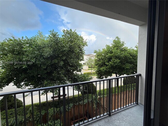 Building Photo - 8005 NW 104th Ave