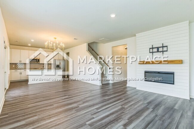 Building Photo - 318 Whisper Wood Wy