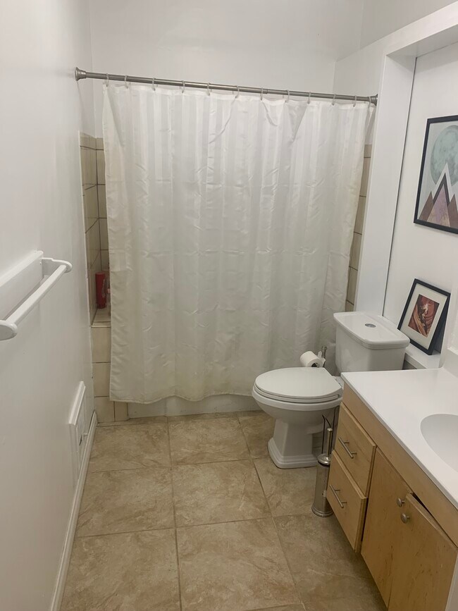 Building Photo - 17178 Kingsbury St