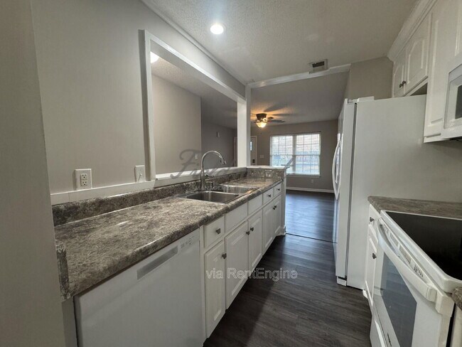 Building Photo - 530 Fawn Branch Trail