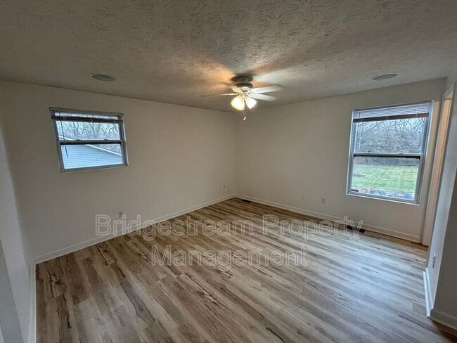 Building Photo - 4139 Dayton Xenia Rd