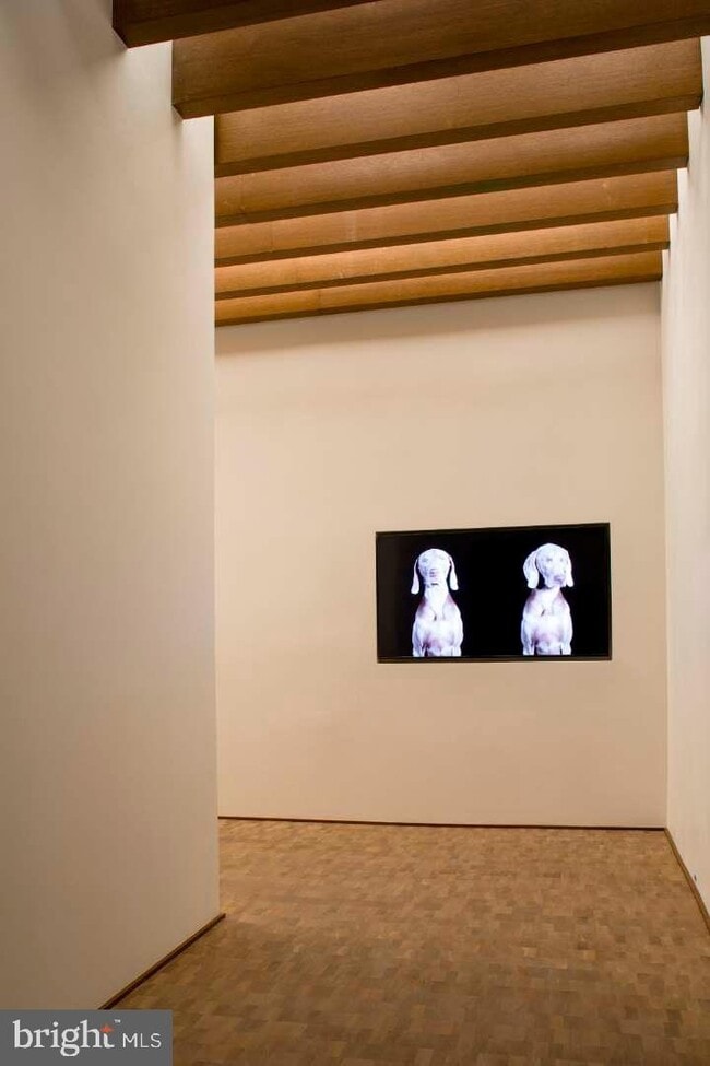 Building Photo - 1357 R St NW