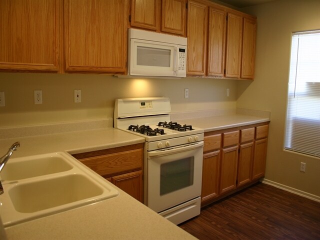 Building Photo - 7241 Nova Ridge Ct