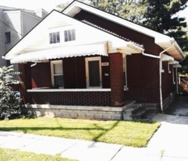 466 Euclid Ave 466 Euclid Ave Lexington KY 40508 Apartment Finder