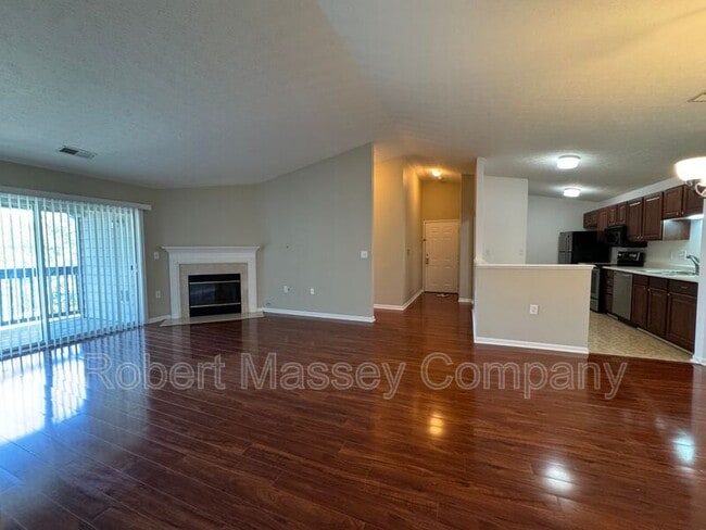 Building Photo - 5301 Pacer Ln