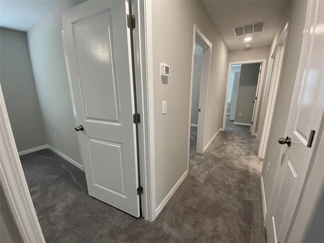 Building Photo - 4124 Hanover Dr