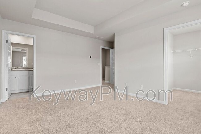 Building Photo - 2182 River Park Ct