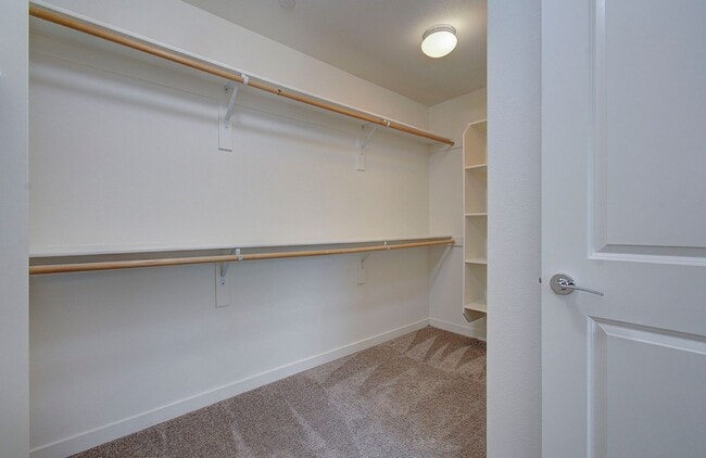 Building Photo - STUNNING CAMAS NORTH HILLS 4 BR, 3.5 BATH ...