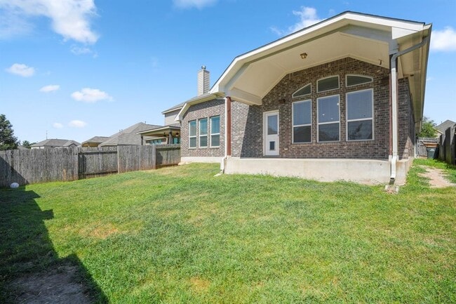 Building Photo - 167 Brazil Dr