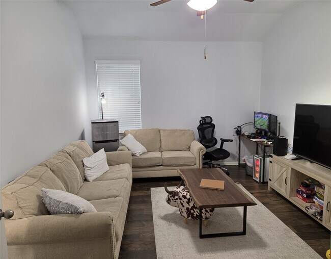 Building Photo - 2514 Copper Fields Dr