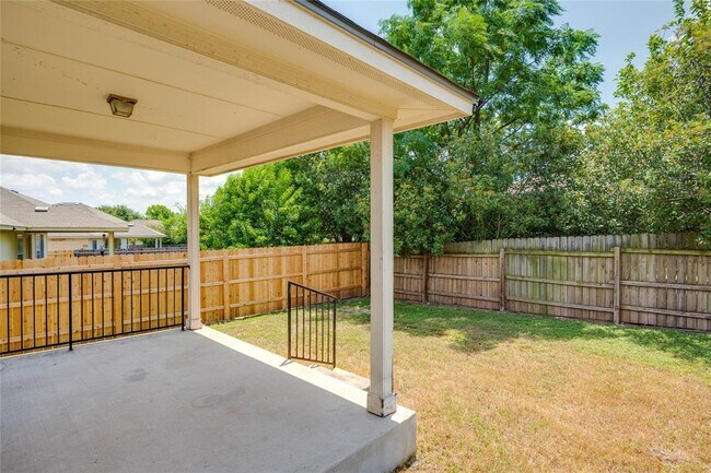 Building Photo - 2509 Pearson Way
