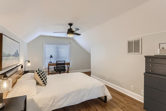 Building Photo - 91 Pearl St