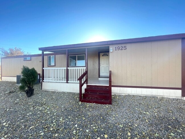 Primary Photo - 3 bedroom in Chino!