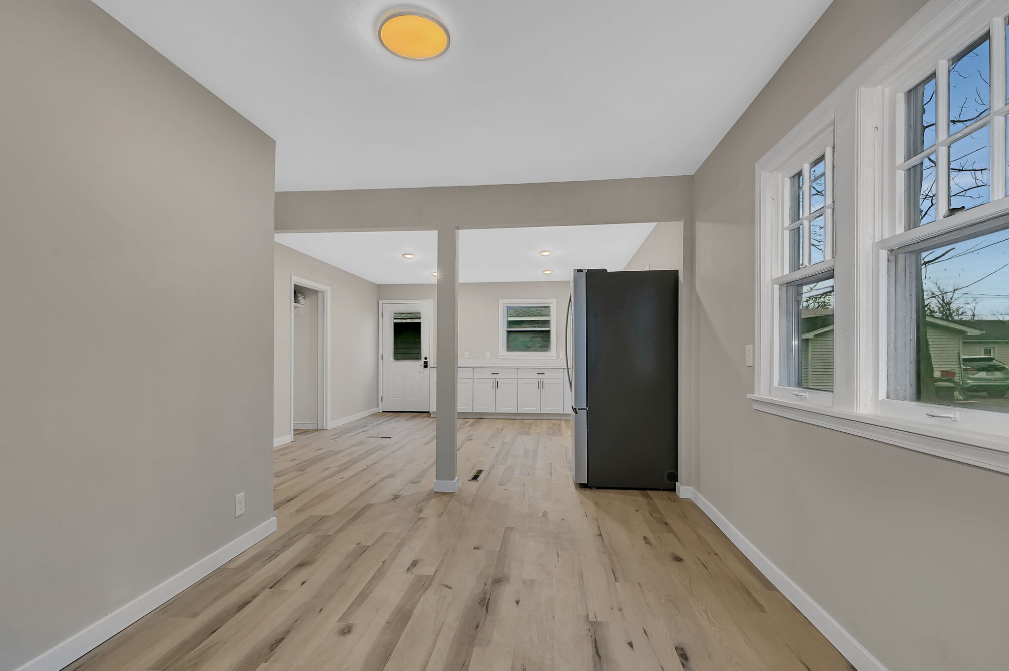 Building Photo - 355 Central Ave N