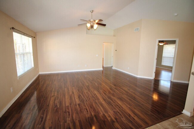 Building Photo - 10319 Wailuku Dr
