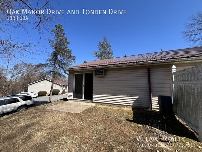 Building Photo - 228 Oak Manor Dr