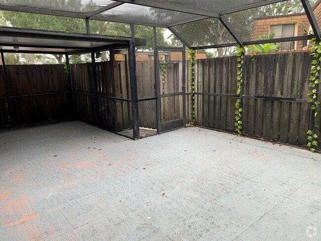 Building Photo - 3026 30th Ln