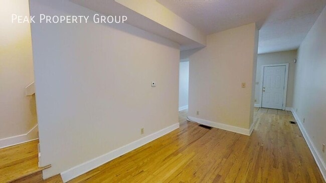 Building Photo - 1379 Indianola Ave