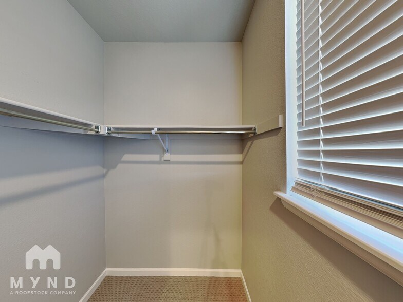 Building Photo - 7025 Cumbria Ct