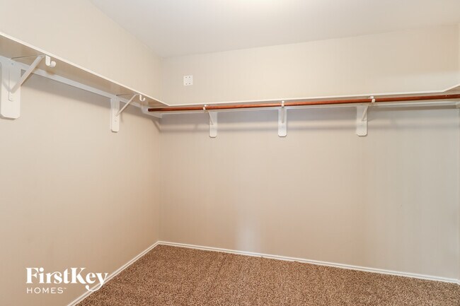 Building Photo - 16814 Perryton Ln
