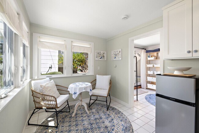 Building Photo - Laguna Village Furnished Rental