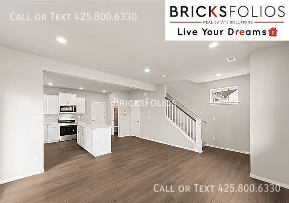 Building Photo - 14914 204th Ave E