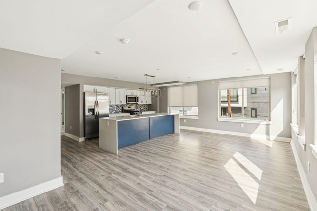 Building Photo - 1900 N 4th St