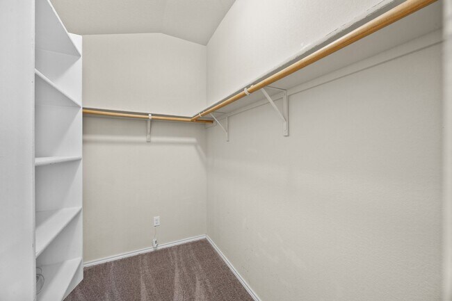 Building Photo - Updated Scofield Villas Condo with Garage & Private Yard