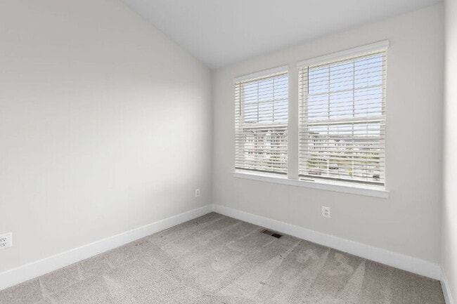 Building Photo - 7807 Petigru Rd
