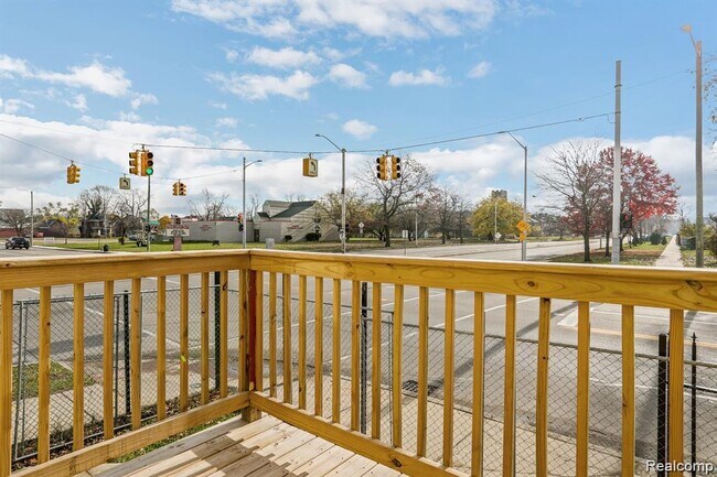 Building Photo - 799 E Grand Blvd