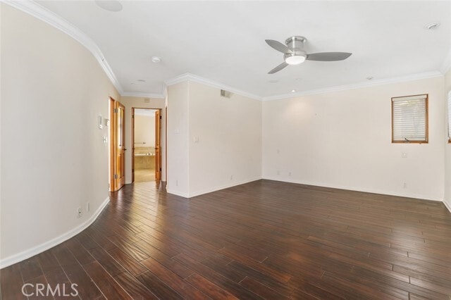 Building Photo - 209 Crest Dr