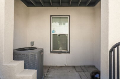 Building Photo - Winding Walk townhome will soon be available!