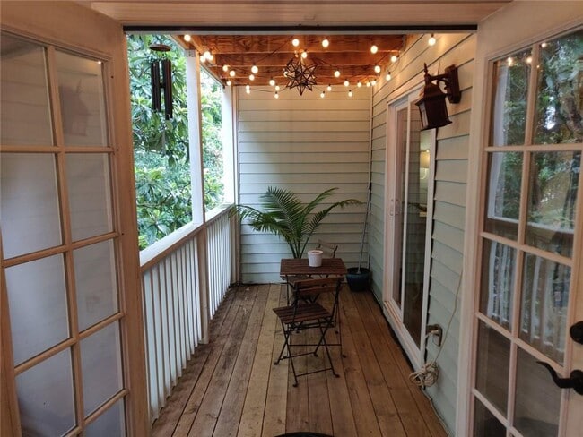 Building Photo - 2025 Brian Way