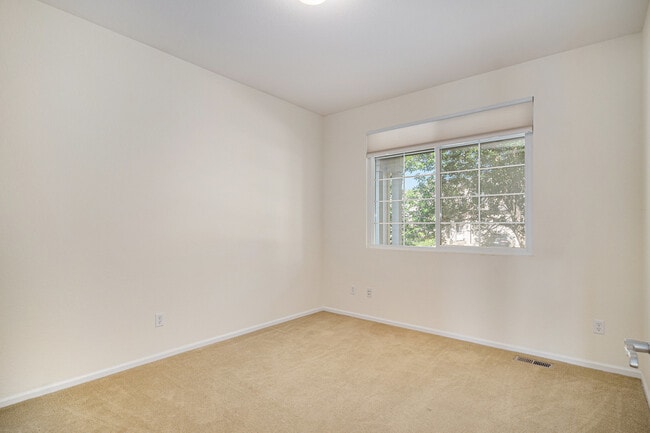 Building Photo - 11884 Swansea Dr