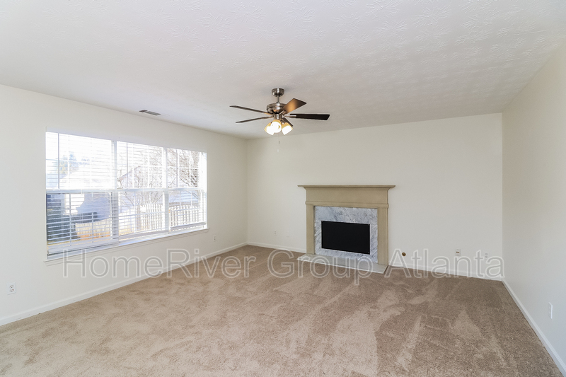 Building Photo - 517 Cascade Walk