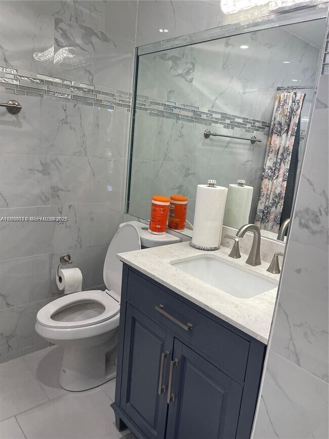 Building Photo - 5133 Brisata Cir