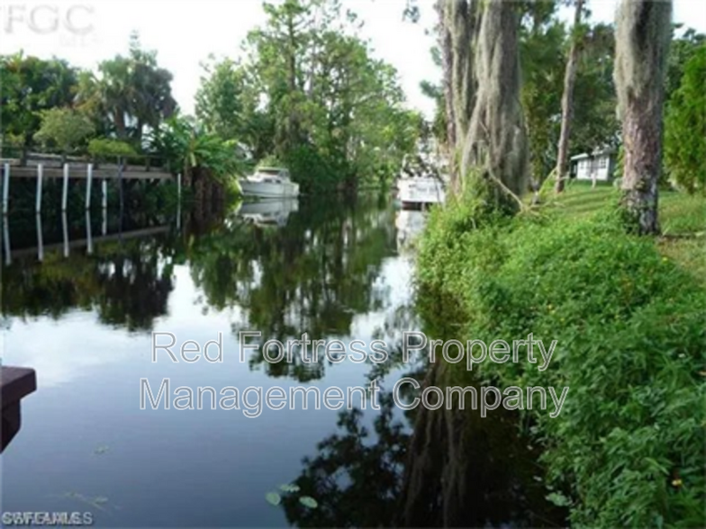 Building Photo - 2131 Waylife Ct