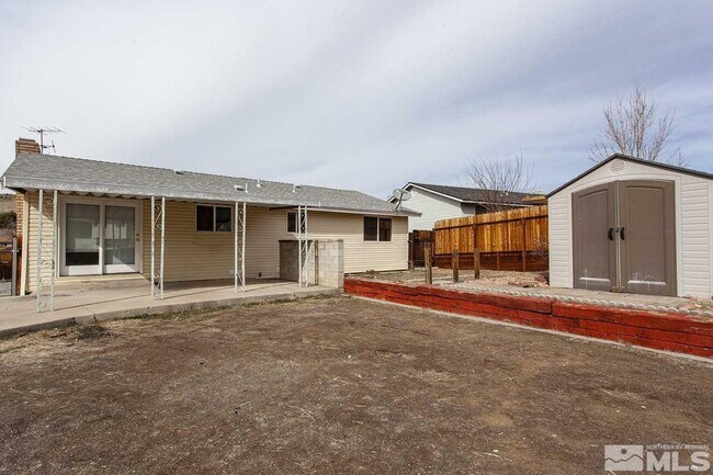 Building Photo - 3686 4th St