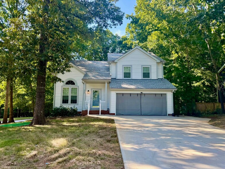 Primary Photo - 216 Norham Dr