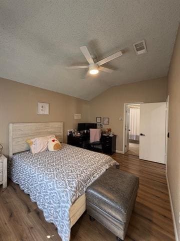 Building Photo - 604 Red Coat Ln