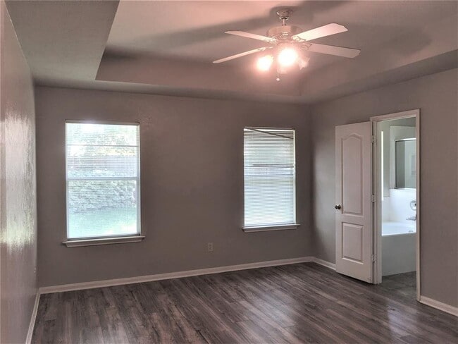 Building Photo - 6535 Silky Moss Dr