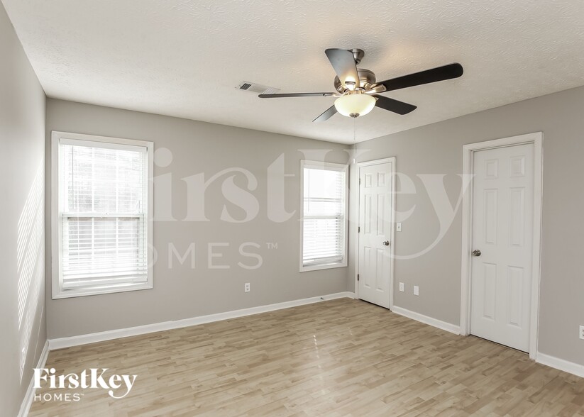 Building Photo - 5183 Sagewood Dr