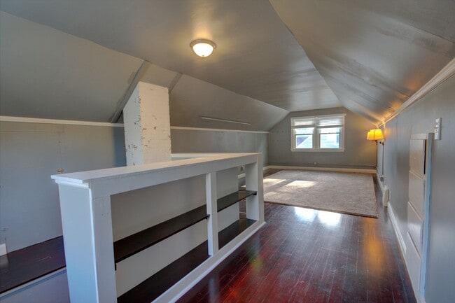 Building Photo - Cute 3 Bed Home