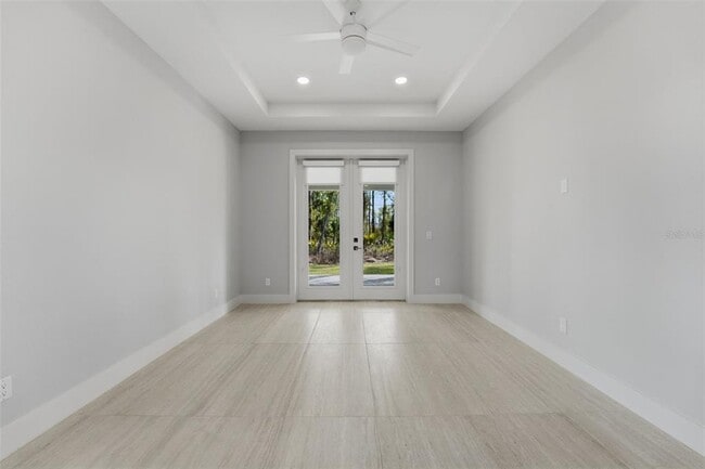 Building Photo - 5823 Burwin Ave