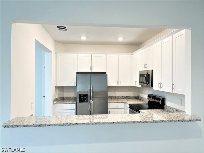 Building Photo - 14237 Pine Lodge Ln