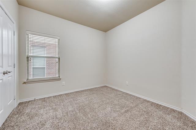 Building Photo - 2305 Laurel Forest Dr