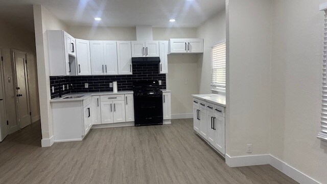 Building Photo - 739 S Chevy Chase Dr