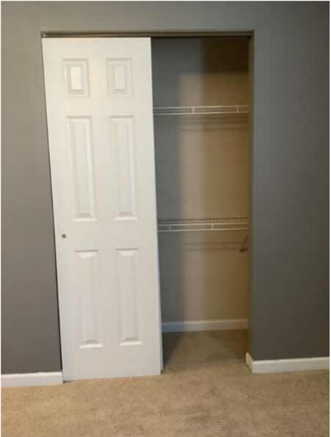 Building Photo - A MUST SEE HOME IN WOODGATE!