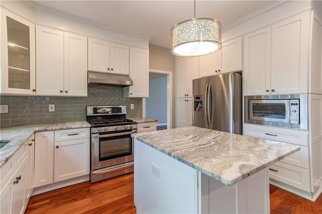 Building Photo - 3895 Tugaloo Dr NE